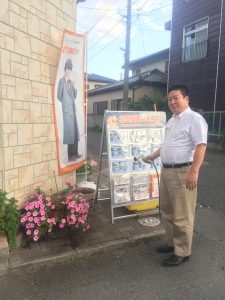 ペチュニアに水遣り