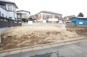 二和向台　建築条件無し　売地