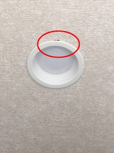 ダウンライトの施工不良