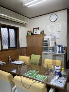 アクリル板