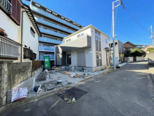 船橋市高根台６丁目　新築一戸建て　ブルーミングガーデン　