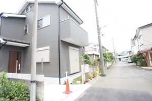 鎌ケ谷市東初富の木を味わう新築戸建住宅